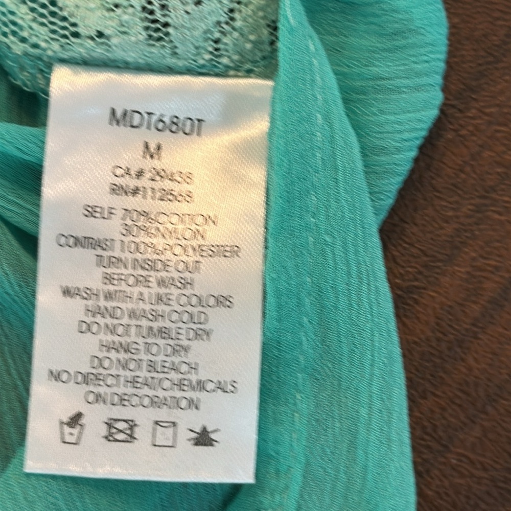 Miss Me Sheer Lace Sleeveless Button Up Top - Picture 5 of 5